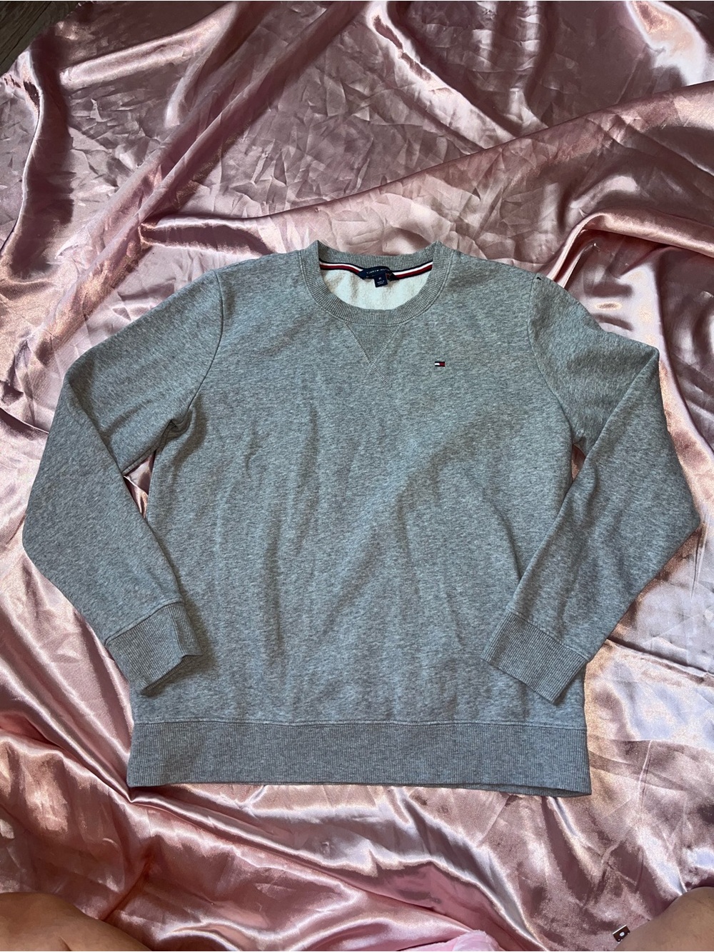 Tommy Hilfiger Light Gray Crewneck Sweatshirt